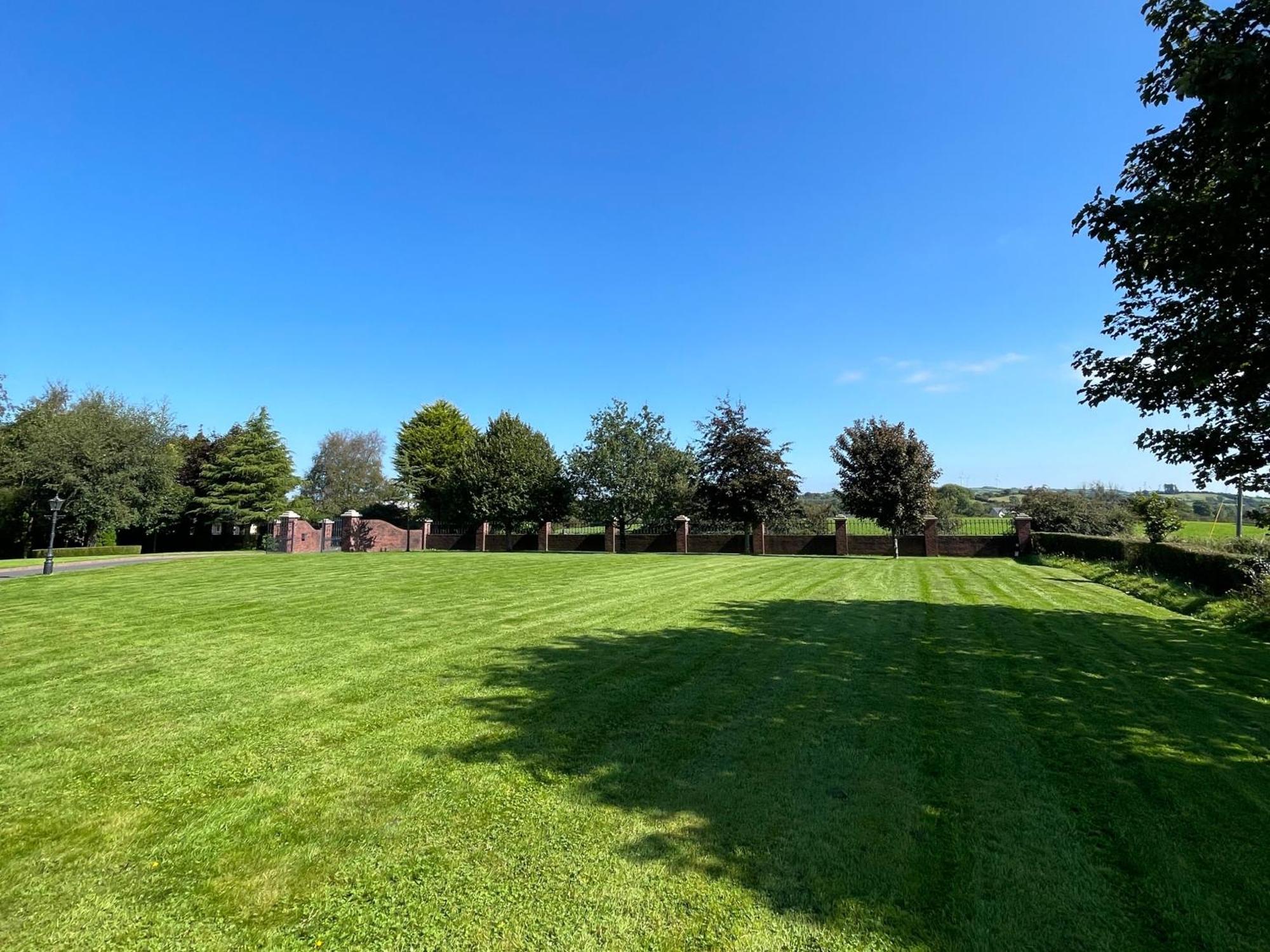 Greenfields Country House Latton Exteriör bild